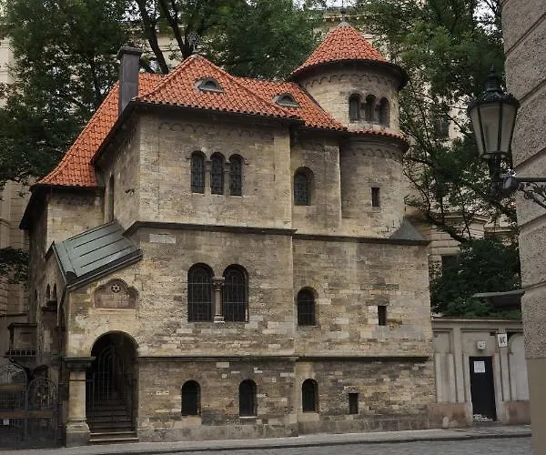 U Obecniho Dvora - Lindasflat - Old Town Prag