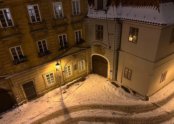 U Obecniho Dvora - Lindasflat - Old Town * Prag