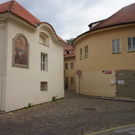 Prague, Old Town - Lindas Flat Апартаменты Прага