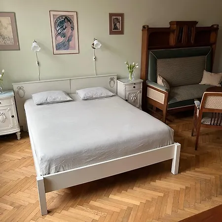 U Obecního Dvora - Lindasflat - Old Town Apartamento *