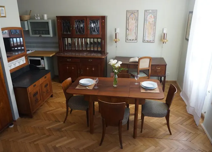U Obecniho Dvora - Lindasflat - Old Town Praag