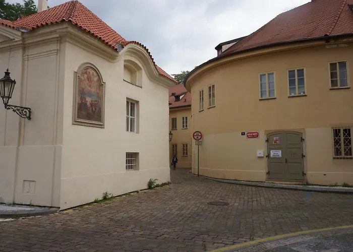 U Obecniho Dvora - Lindasflat - Old Town Appartement Praag